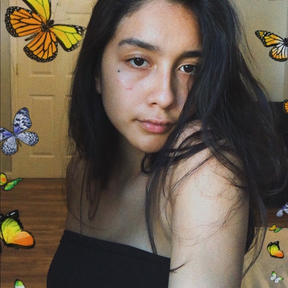 Meet your Posher, Jeankarlew - Picture 2 of 7